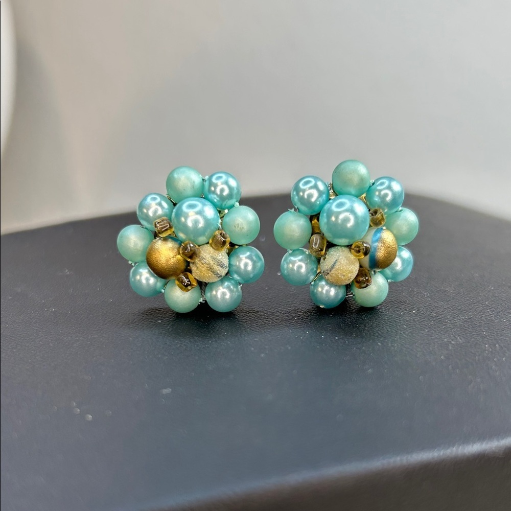 Vintage Japan Beaded Cluster Clip On Earrings